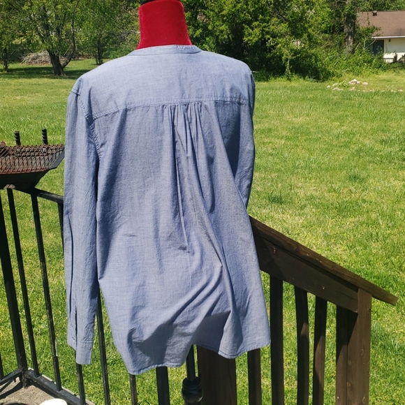 Tuxedo Pleated front tunic - Picture 2 of 2